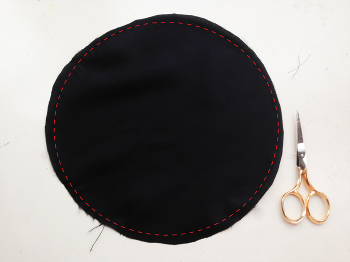 Stay-stitch circular lining piece