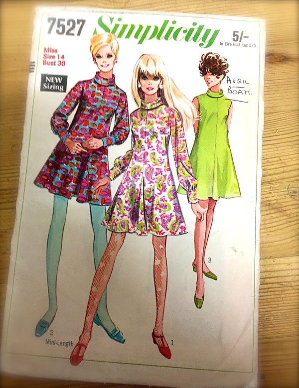 simplicity 7527 sewing pattern